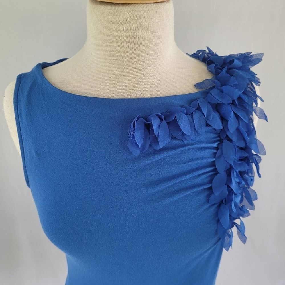 Anne Klein Blue Sleeveless Boat Neck Tank with Dimensional Shoulder Detail SZ M - Picture 4 of 11